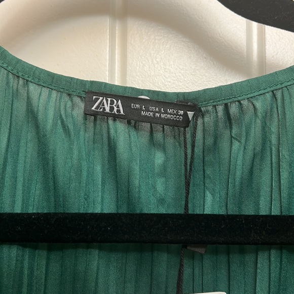 Zara Green V-neck Dress - Picture 6 of 7